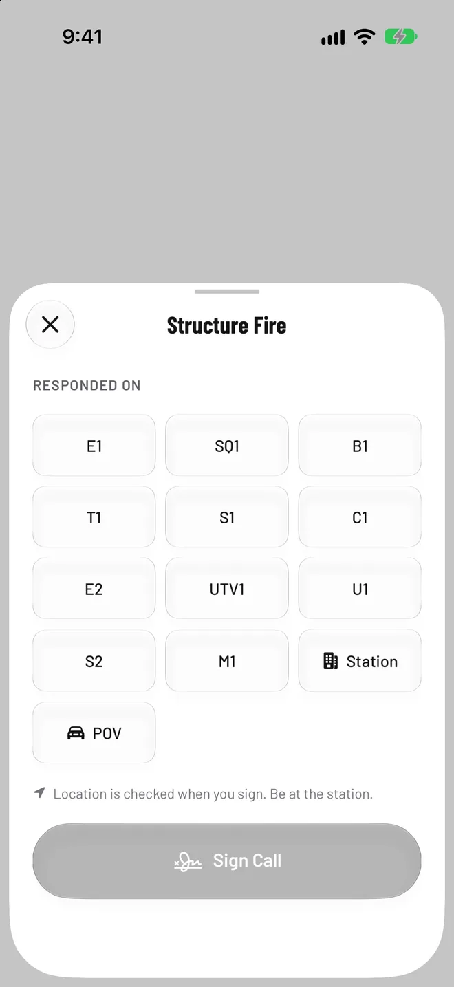 Phone sign-in sheet for a structure fire with buttons for each unit and POV